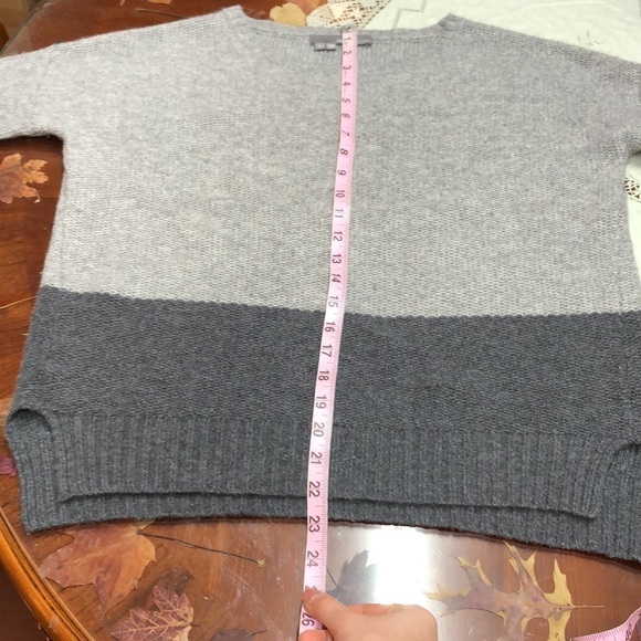 360 Wool Cashmere Colorblock Gray Sweater - Picture 6 of 9